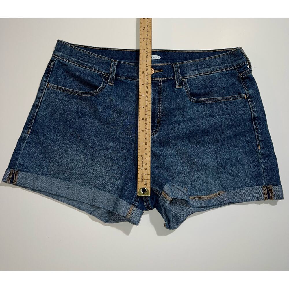 Old navy women’s blue jeans shorts - Picture 6 of 10